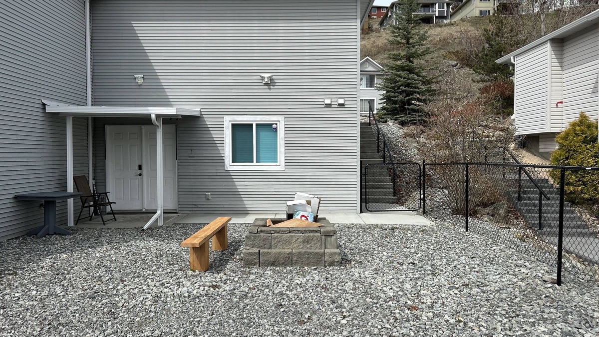 Foothills House | 1BR Silverstar Getaway