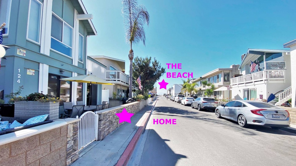 West Newport House | 1Min2BeachDisney25MinEVChargeParkingBikesBBQWasher