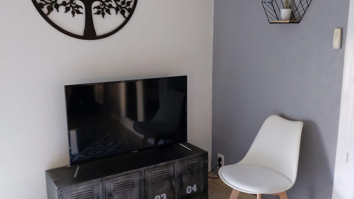 Boutonnet House | 1ST FLOOR APARTMENT AIR-CONDITIONED VILLA