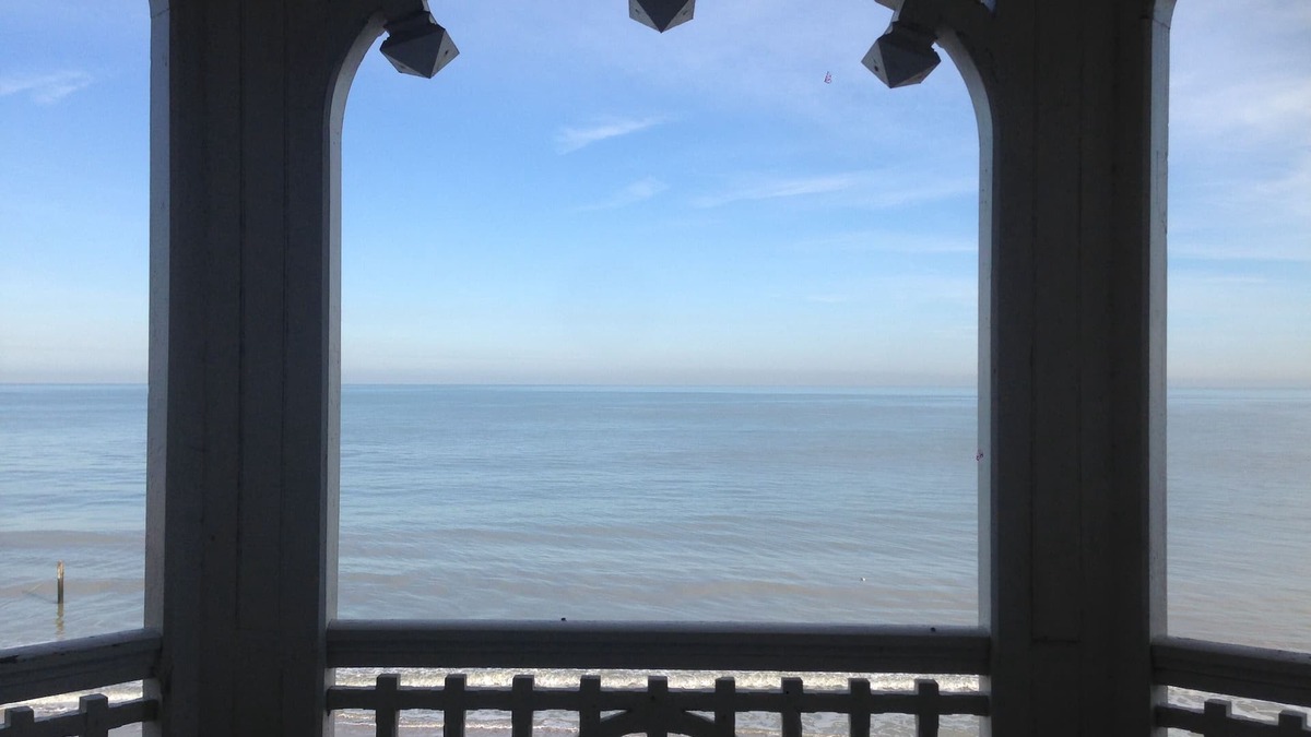 Saint-Regnobert-de-la-Cote-de-Nacre Apartment | 1st floor Face à la Mer Villa la Loggia 1901