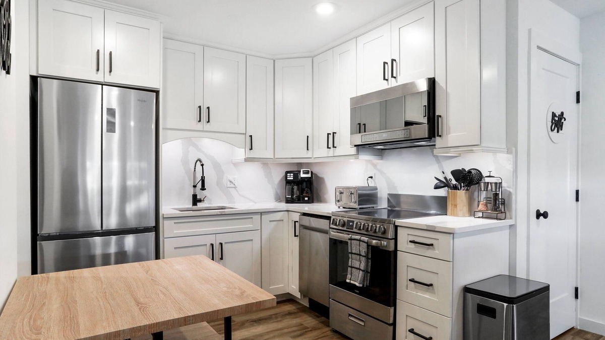 Mount Jackson Condo | 1st Floor Luxury Condo to Bike Golf Hike Swim Lake @ Bryce Resort