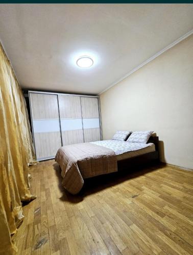 Dnipro Apartment | 2 комнатная квартира, раздельные комнаты, Леся Украинки 21, пр А Поля, госпиталь