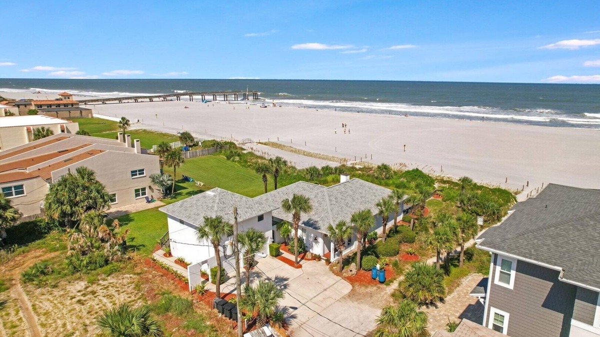 St. Augustine Beach House | 2 15th Street - The Bailey House