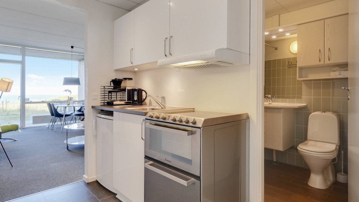 Hirtshals Apartment | 2-4-person apartment in the holiday park Landal Fyrklit