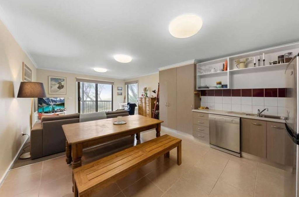 Hotham Heights Apartment | 2-53 Higgi Drive - Ski in Ski Out