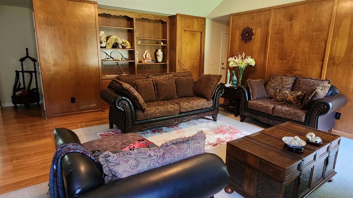 Lawrenceville House | 2 acre House Privacy-Charming 3-bedroom house in Lawrenceville with AC
