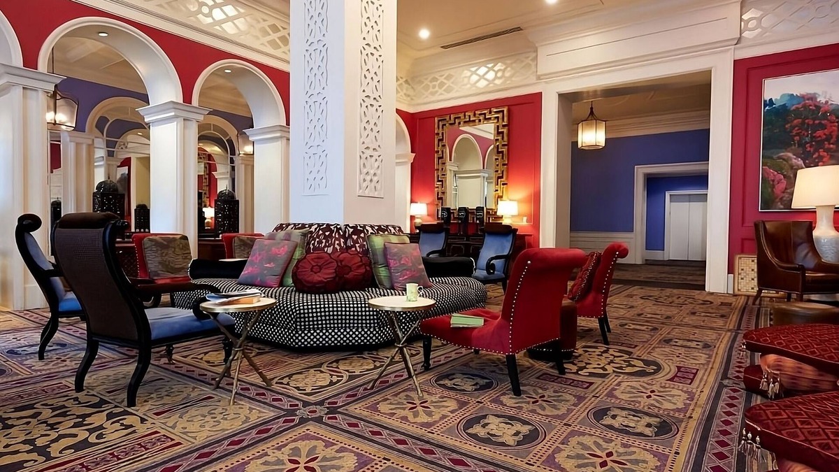 Downtown Portland Hotel | 2 Affordable Rooms! Pet-Friendly, Spa & Wellness Center on Site, Near Oregon Zoo