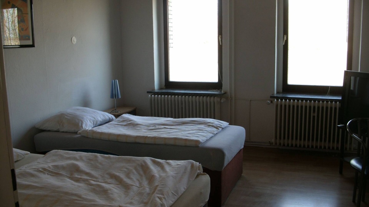 Schoeningen Apartment | 2 apartments for up to 12 people