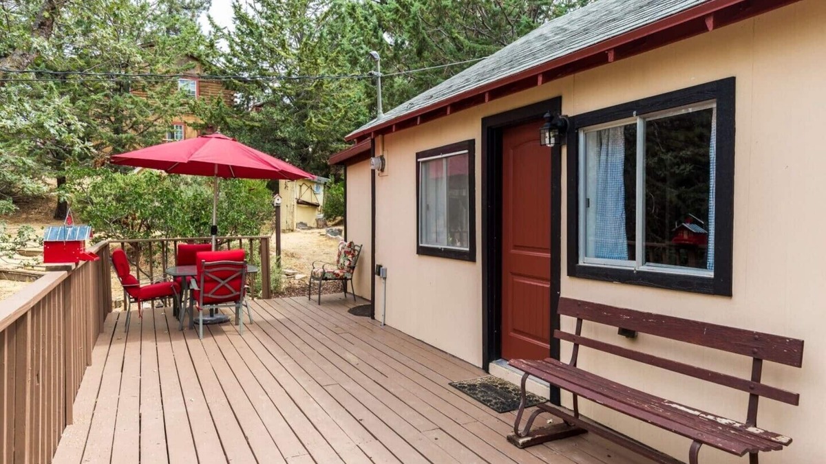 Julian House | 2 B/R Most Popular! "Time Traveler Retreat" (Pets Welcome)