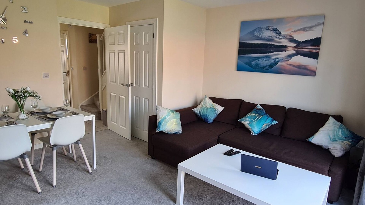 King's Bromley House | 2 badroom house in the great location for exploring around