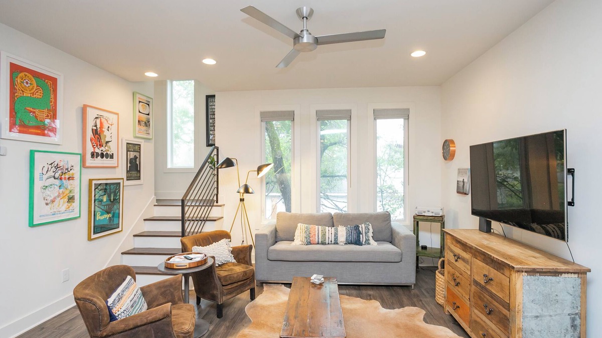 Katie Hill Neighborhood Condo | 2 Balcony Suites, Private Garage Parking, Dogs Welcome, Near Downtown