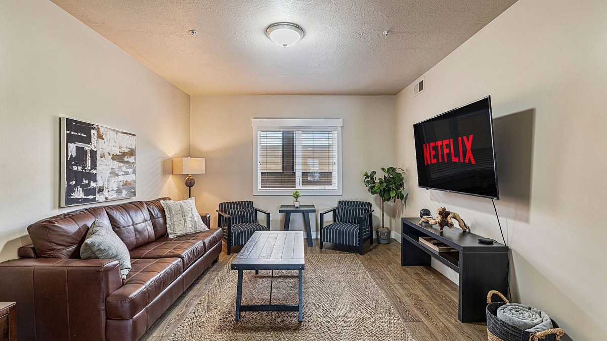 Ogden Apartment | 2-Bd Apt w/WiFi, Netflix, Mtn Views in DT Ogden