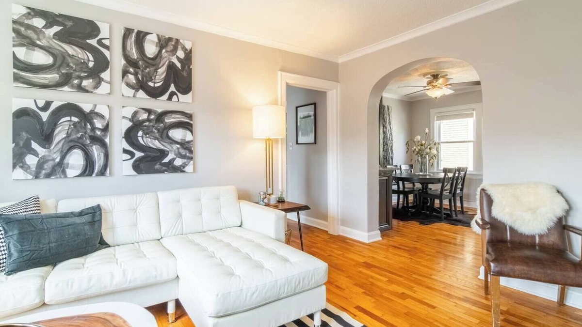 West Plaza Apartment | 2 Bd Condo on the Plaza! | 2