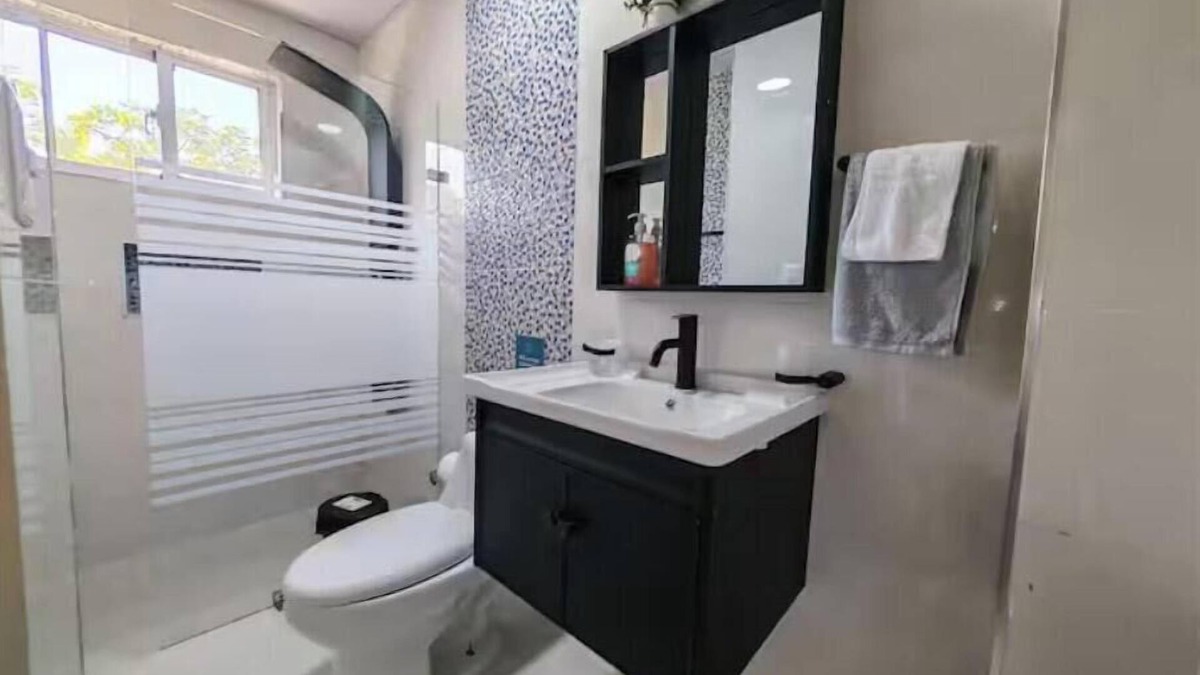 Paraiso Apartment | 2 Bdrm, 1 Bath, Wifi, Near River and Beach, 4R