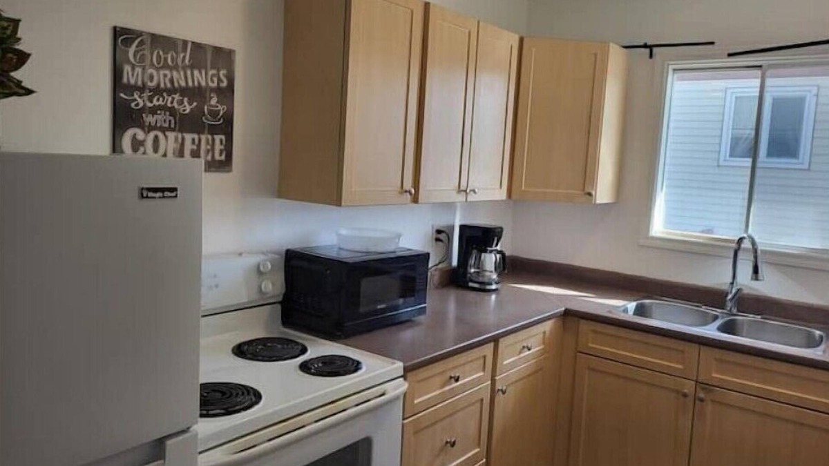 East Kootenay Apartment | 2 bdrm 716 23a ave n unit An