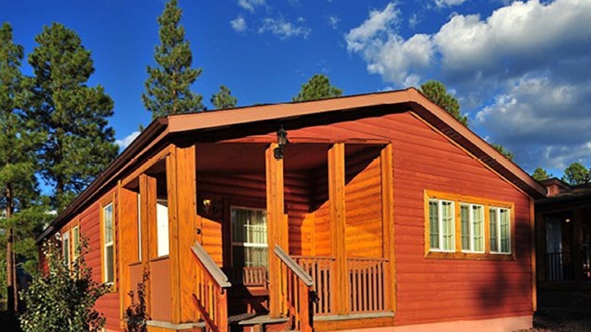 Pinetop Cabin | 2 BDRM CABIN~ PVC AT THE ROUNDHOUSE RESORT~ 3 MILES TO DOWNTOWN, SHOPS & DINING