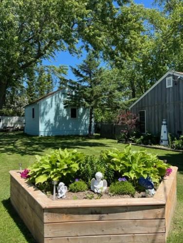 Southampton House | 2 bdrm country cottage - The Bait - Rosewood cottages