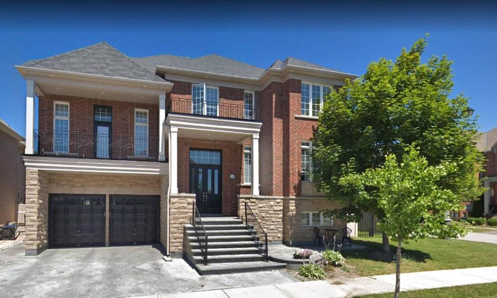 Richmond Hill House | 2 bdrm, kitchen, laundry, weekly - monthly