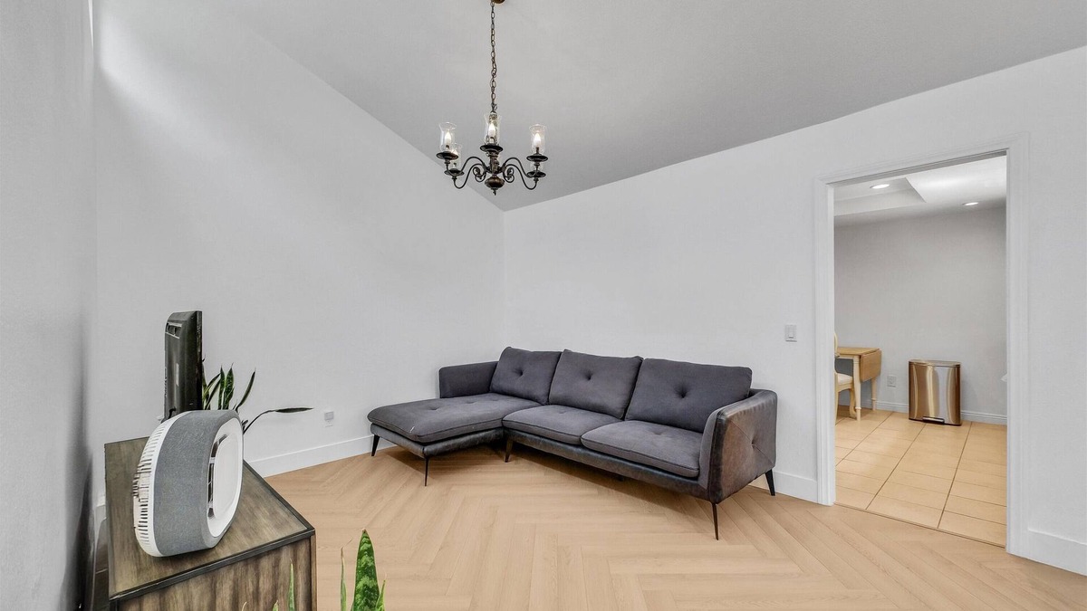 Santa Ana Heights House | 2 Bdrm · Pool · Irvine! Extended Stays Welcome!