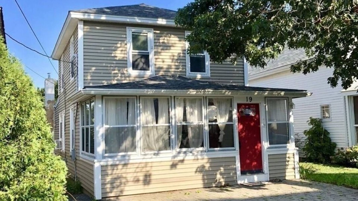 Onset House | 2 BDRMS, SLEEPS 6, 1 1/2 BATH