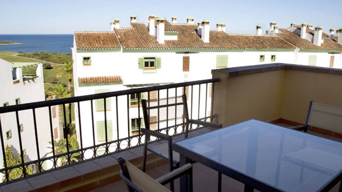 La Linea de la Concepcion Apartment | 2 bedroom apartment with garden block 2 (Apartment 2)