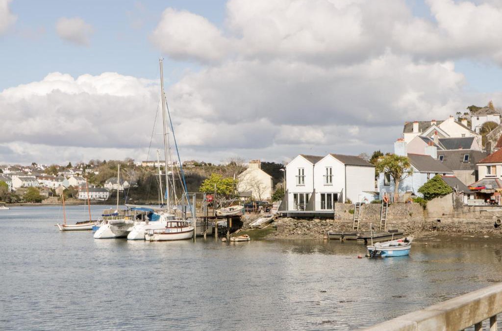 Turnchapel House | 2 Beach Cottage