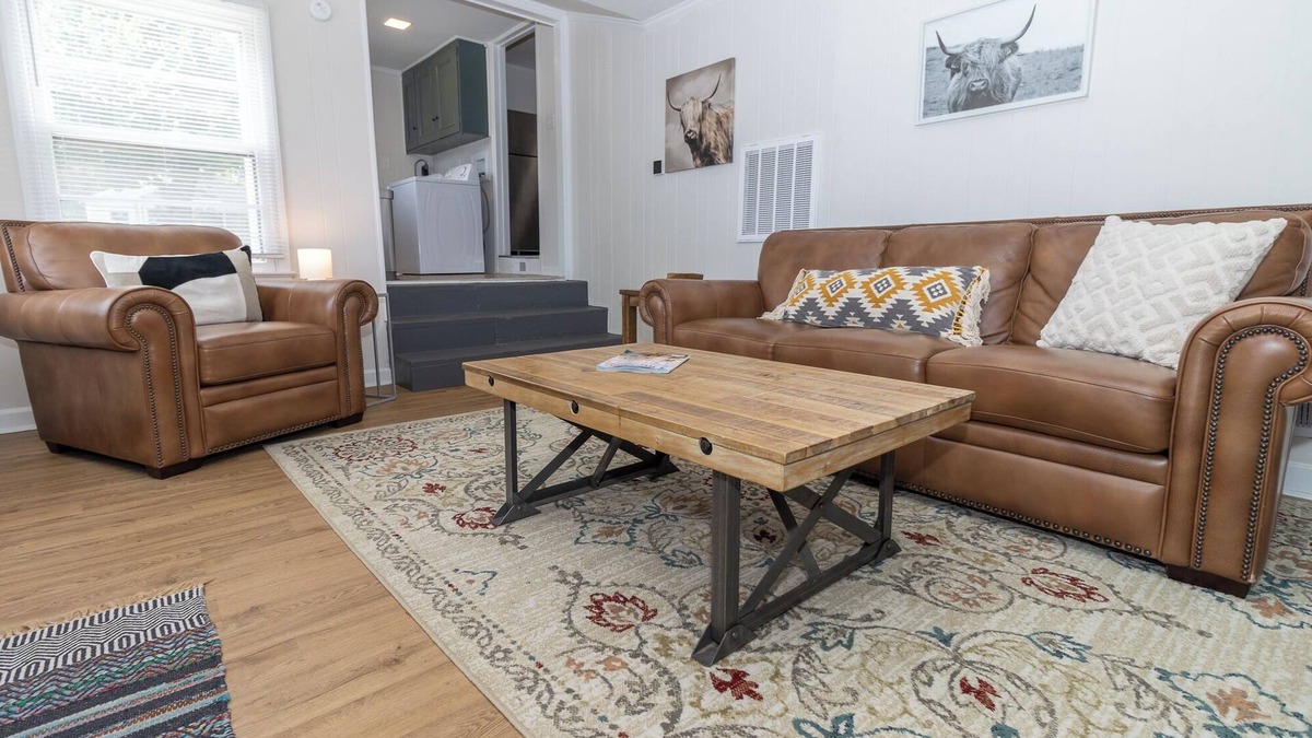 Greensboro House | 2 bed/1 ba-across f/Coliseum/GAC