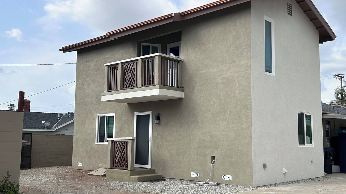 East Whittier House | 2-bed 1 bath guest unit @stayinwhittier