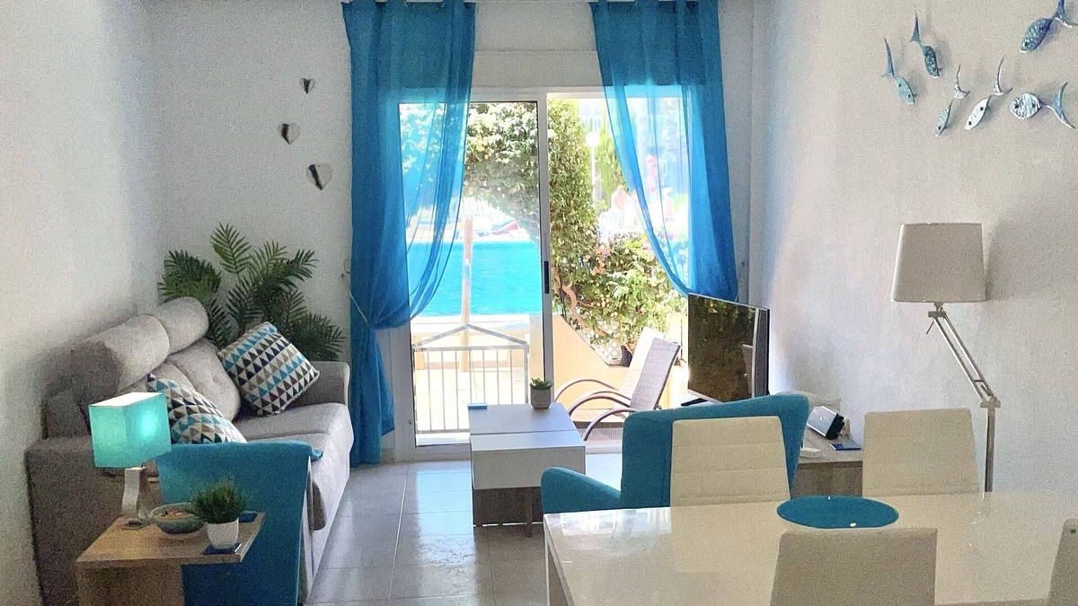 Los Alcazares Apartment | 2 Bed 2 Bath Apartment, Ground Floor, Pool Facing, Los Alcázares, Nr Beach WIFI