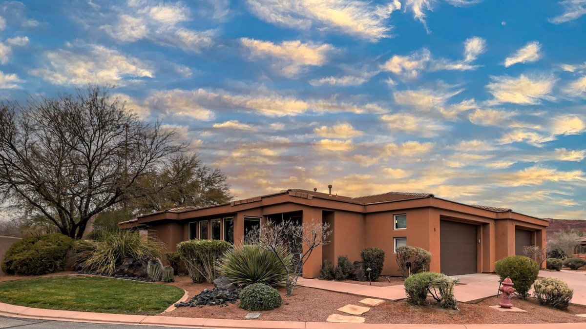 Lava Falls House | 2 BED/2 Bath - Lava Falls at Entrada - Amazing!