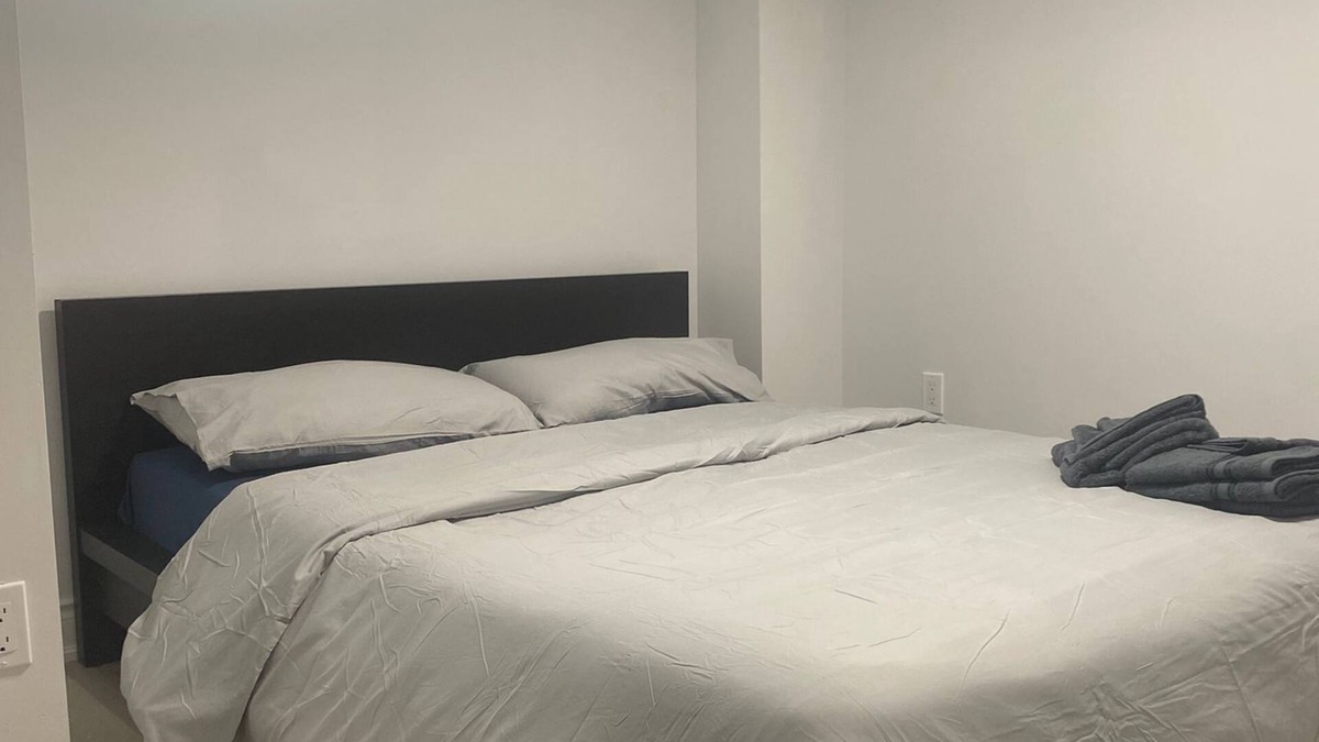 Cambridge House | 2 Bed 2 bath separate family sized unit in Cambridge
