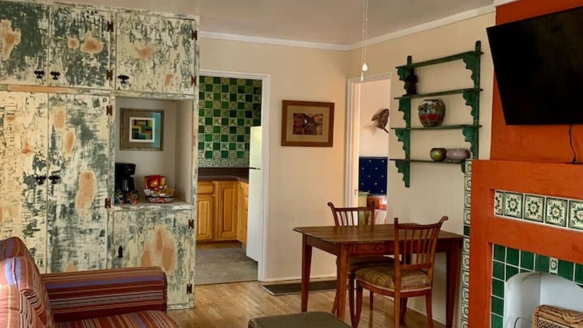 Las Cruces House | 2 bed and pullout sofa kids and dogs welcome