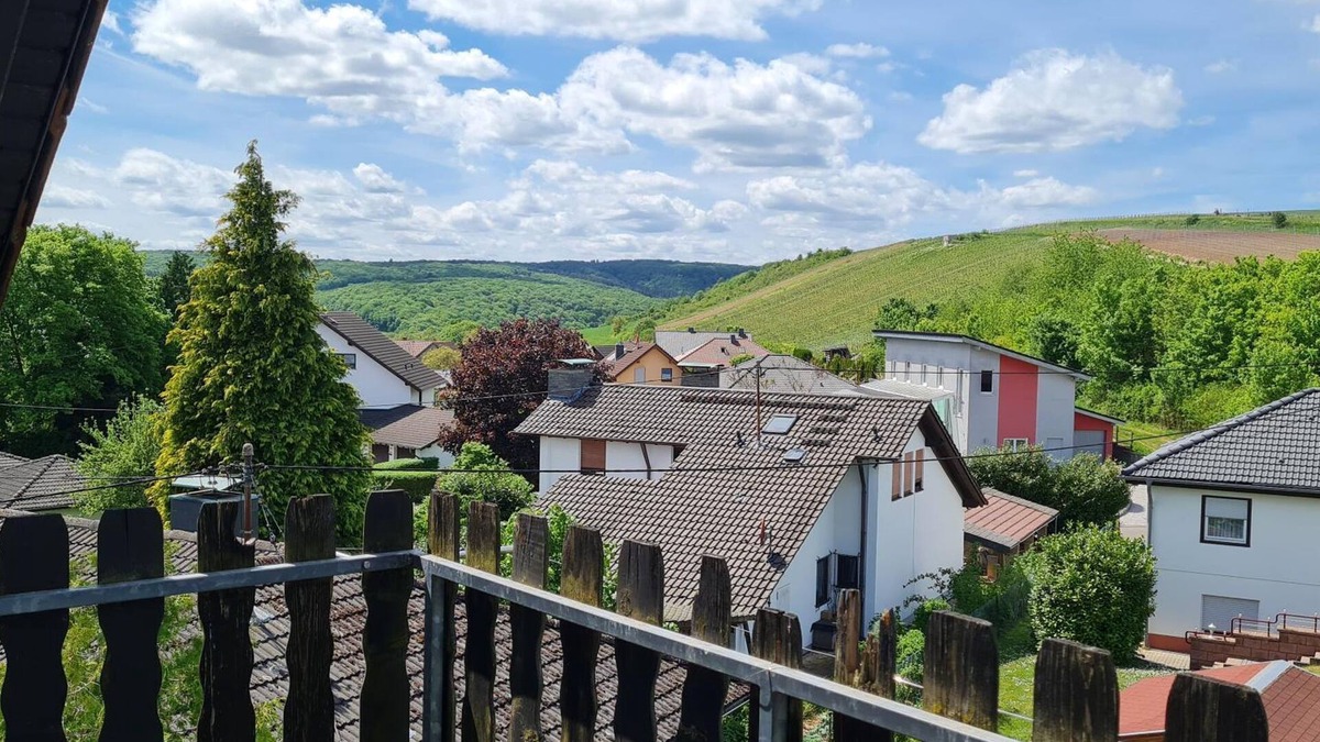 Burgsponheim Apartment | 2-bed apartment (30 sqm) - cloister garden - winery and holiday apartment Erbacher Hof
