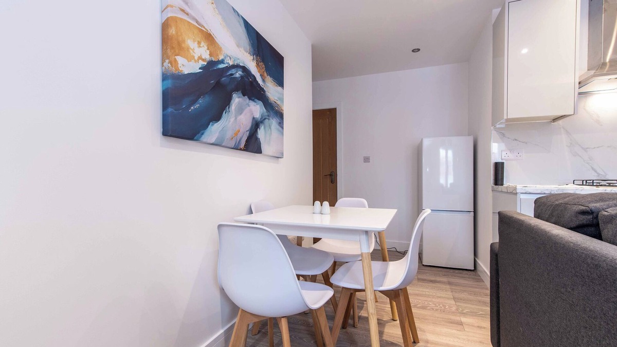 Basingstoke Apartment | 2-Bed Apartment, Basingstoke – Great Location