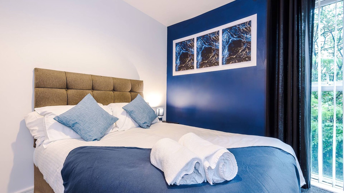 Clayton Apartment | 2 Bed Apartment Balcony Etihad, CO-OP Live