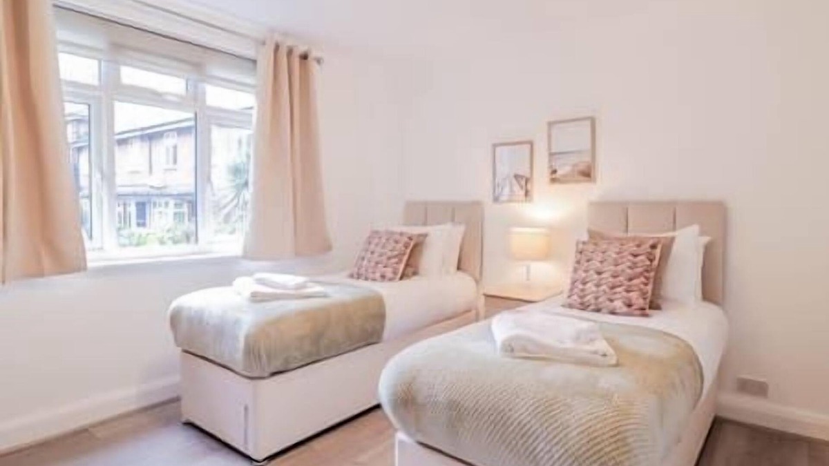 Totteridge Apartment | 2 Bed Apartment - Great Location