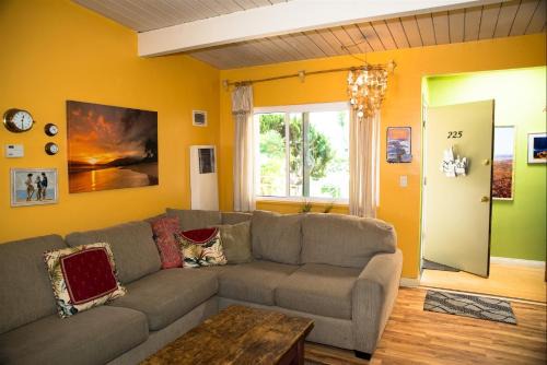 Carpinteria Apartment | 2 Bed Condo Bungalow #225