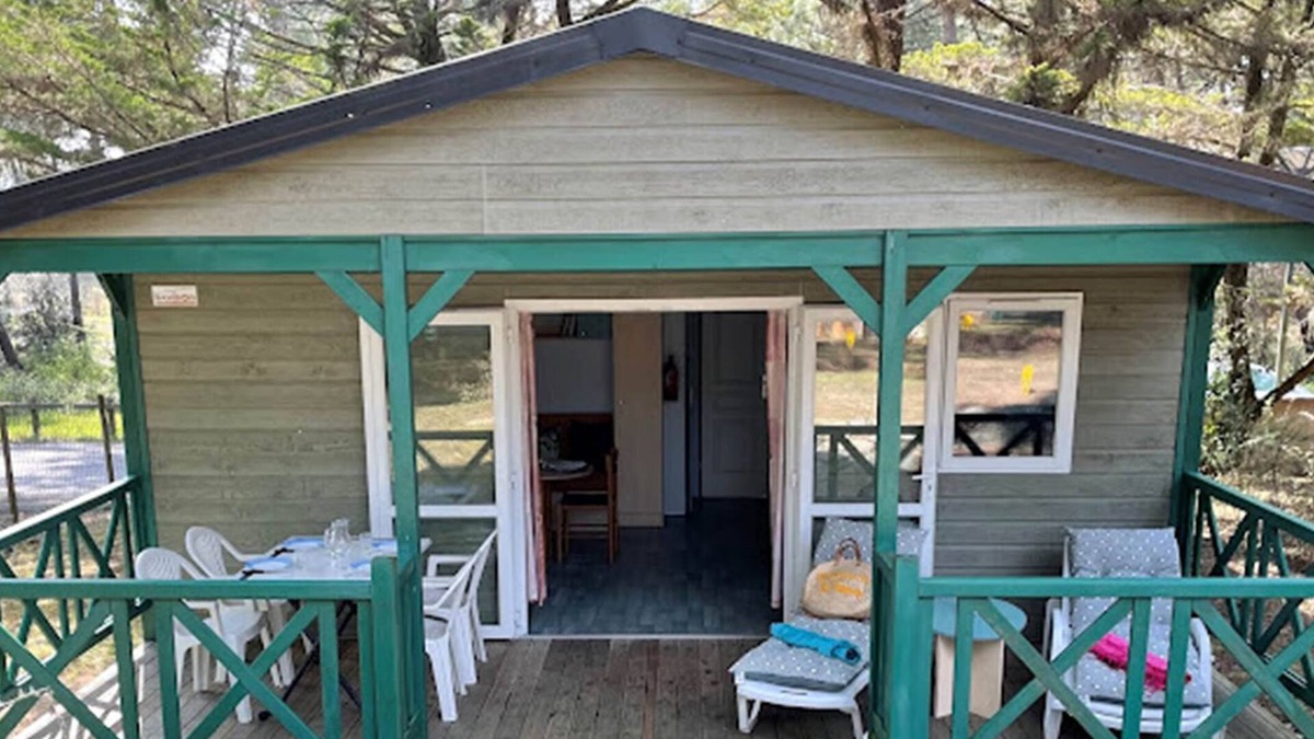 La Faute-sur-Mer Ski Chalet | 2 bedroom cottage for 4/6 people