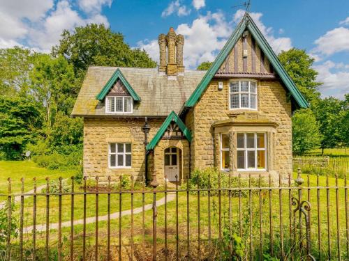 Kilnwick House | 2 Bed in Londesborough 88620