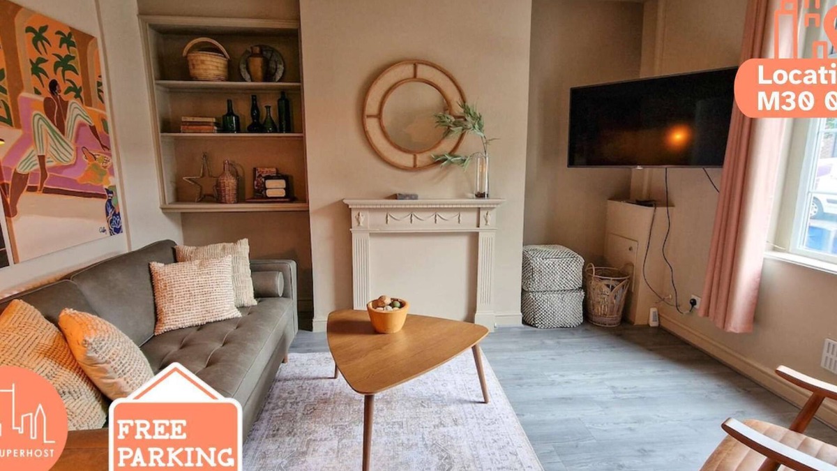 Eccles House | 2 Bed near City Centre by City SuperHost