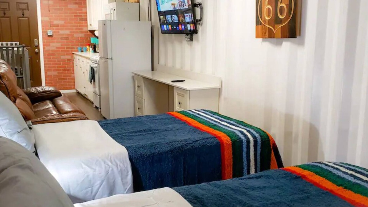 Estrella Cottage | 2-Bed Shipping Container w/High-Speed Internet"