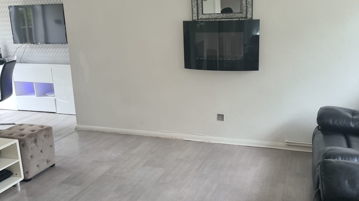 Lee Green Apartment | 2 bed sleeps 4/5 people! Garden excellent to the city 20 mins direct