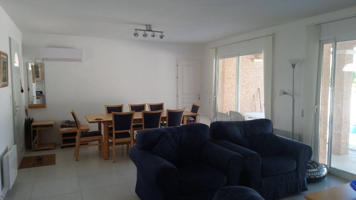 Peret Villa | 2-Bed Villa in Peret, south of Clermont Le Herault
