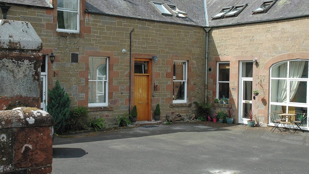 Gattonside Cottage | 2 bedroom accommodation in Gattonside near Melrose