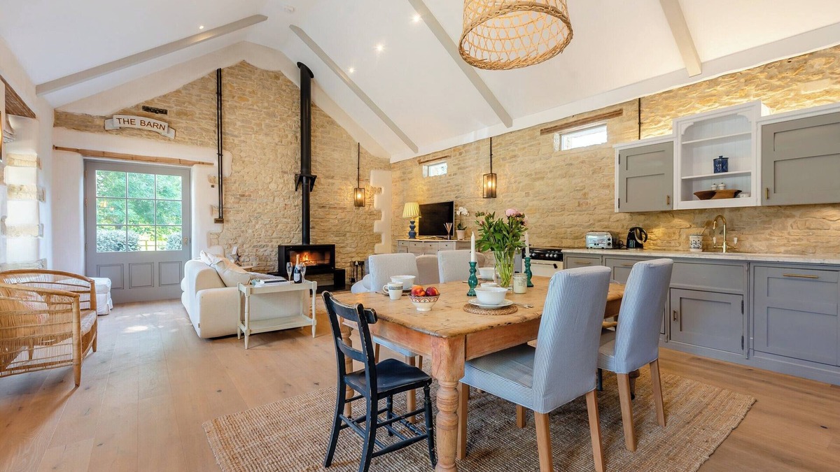 Shipton under Wychwood Cottage | 2 bedroom accommodation in Shipton Under Wychwood