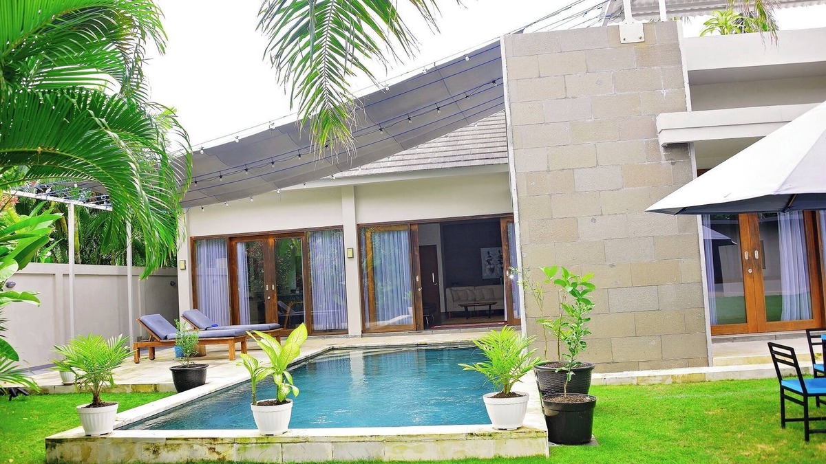 Senggigi Villa | 2 Bedroom Villa with Pool and Close to Setangi Beach