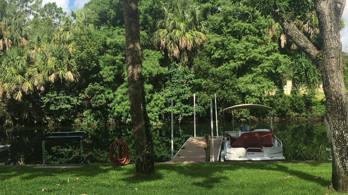 Springs at Kings Bay Condo | 2 Bedroom 1.5 Waterfront Condo In Beautiful Crystal River