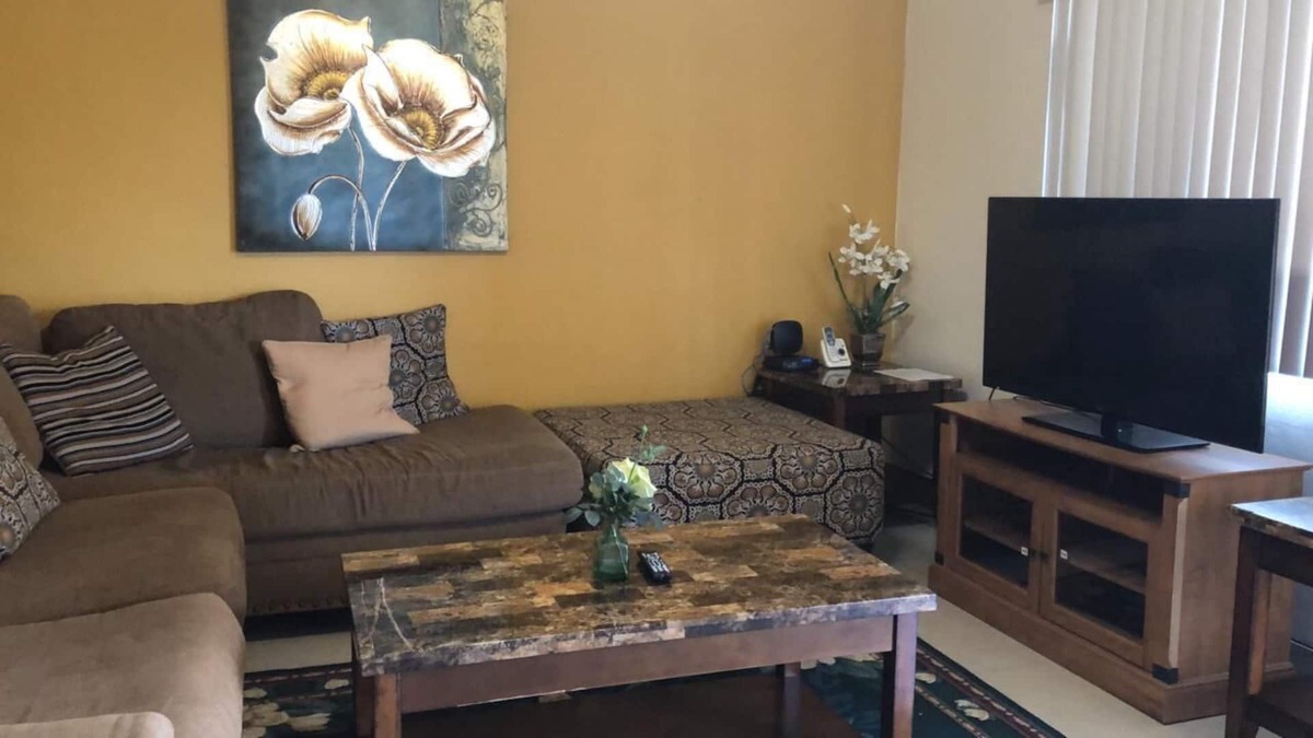 Tamuning Apartment | 2 Bedroom 1 Bath Near Hospital and Shopping and Beach
