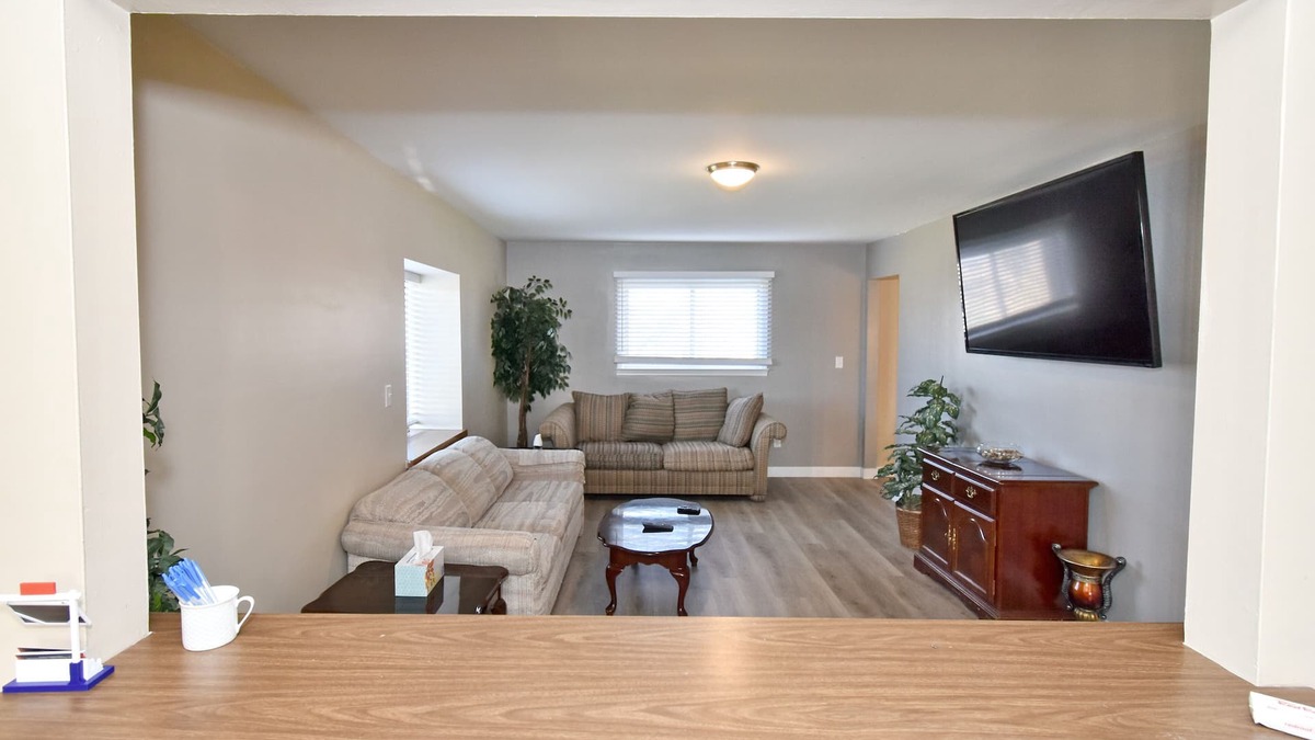 Anchor Bay Harbor Apartment | 2 Bedroom, 1 Bath, Upper level, Sleeps 8, Boat Well Included, Near Boat Launch