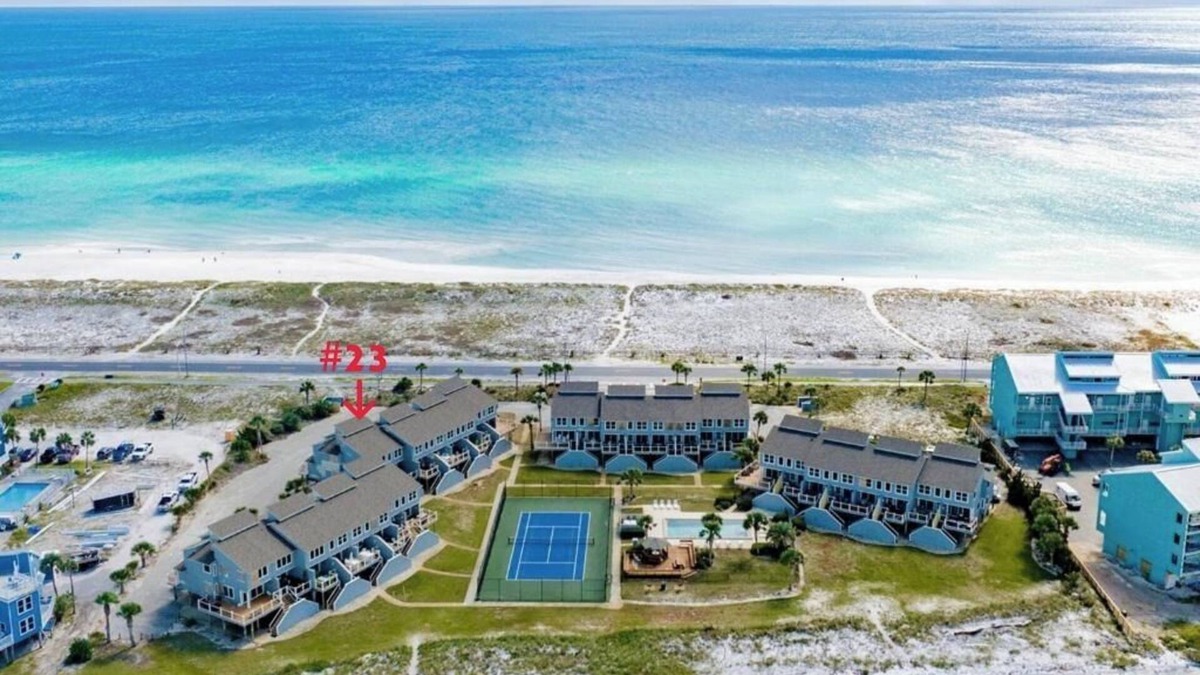 Pensacola Beach House | 2 Bedroom 2.5 Bathroom & Loft #23 San Deluna Townhome Pensacola Beach - Sleeps 9